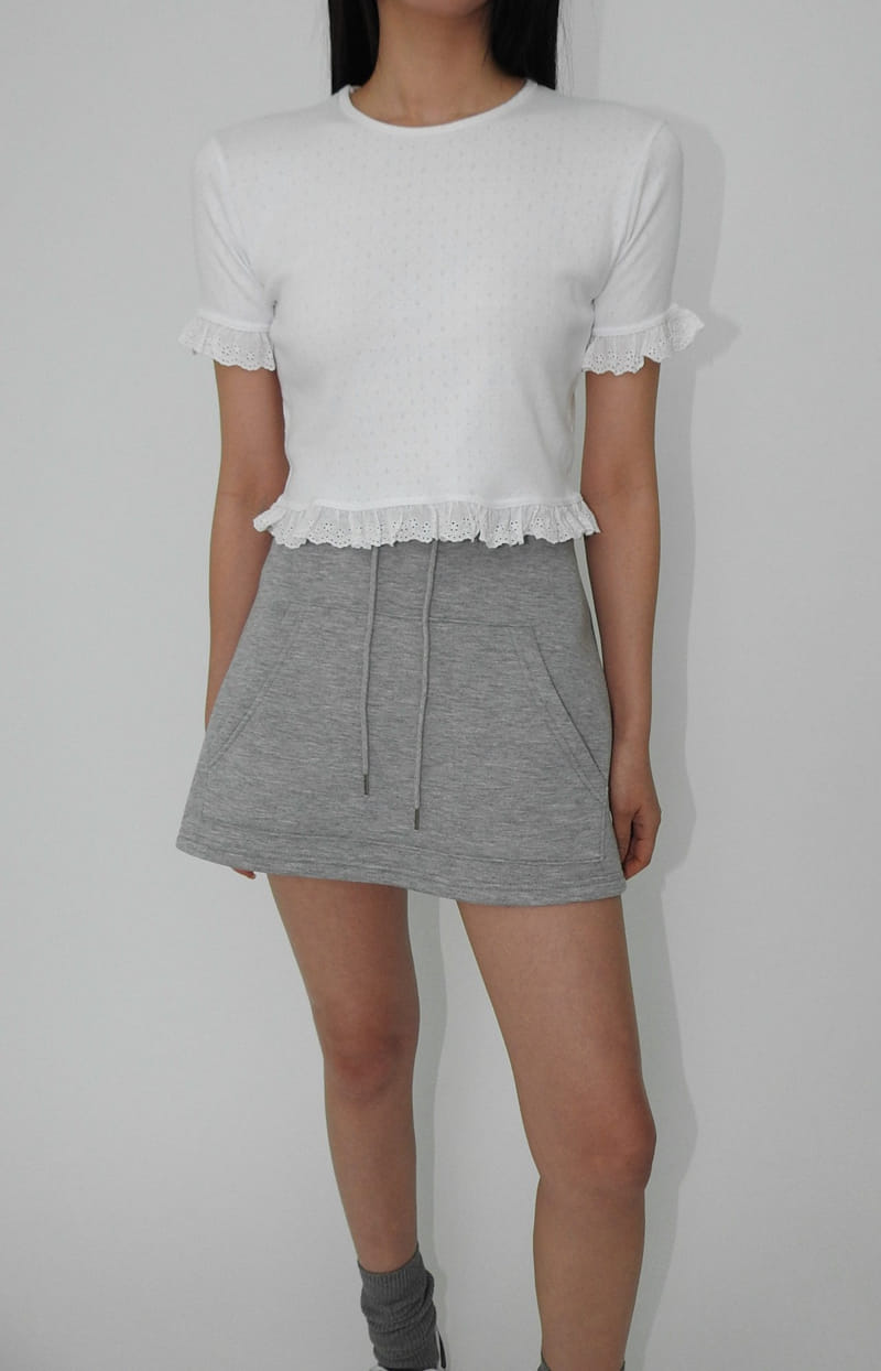 Black Fuchsia - Korean Women Fashion - #womensfashion - Punching Lace Crop Tee - 5