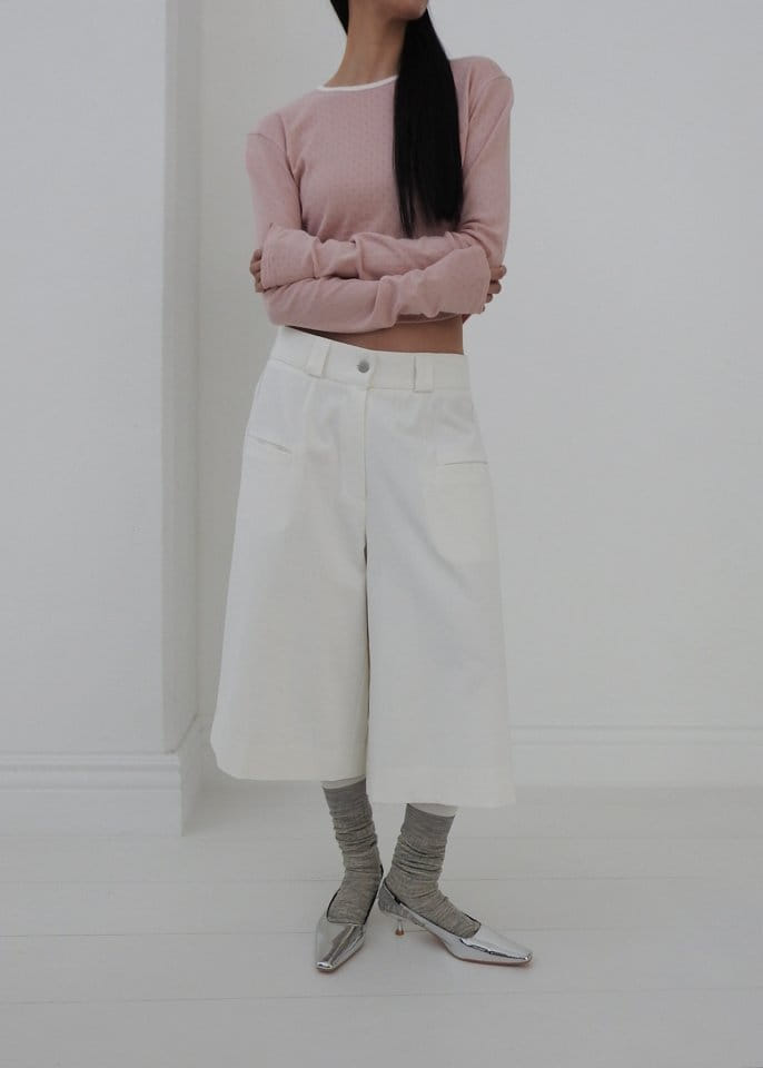 Black Fuchsia - Korean Women Fashion - #womensfashion - Eyelet Piping Tee - 9