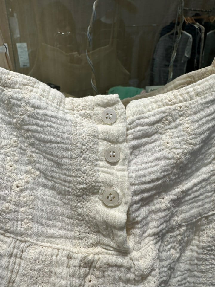Buttering - Korean Women Fashion - #vintageinspired - Creamy Embroidery Sleeveless - 3