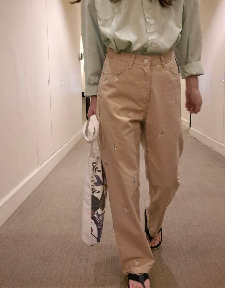 Buttering - Korean Women Fashion - #womensfashion - Day Embroidery Pants - 2