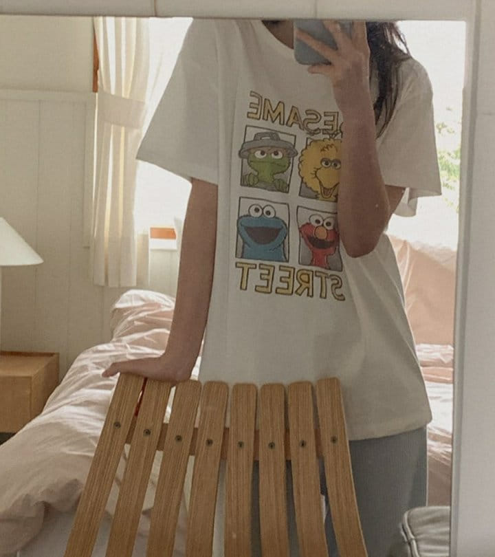 Buttering - Korean Women Fashion - #womensfashion - Frame Tee