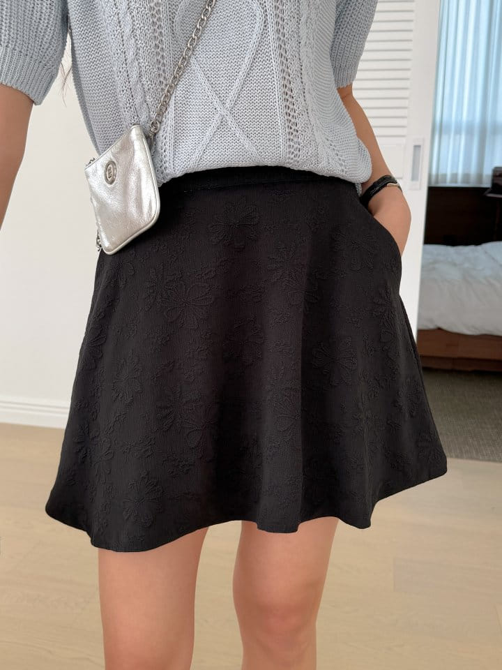 Bytheshew - Korean Women Fashion - #momslook - Margarine Skirt Pants - 10