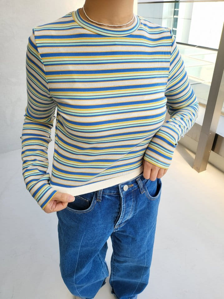 Corner0123 - Korean Women Fashion - #restrostyle - Band Crop Tee - 4