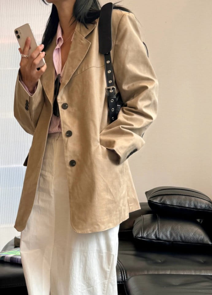 Cover - Korean Women Fashion - #momslook - Crack Over Jacket - 11