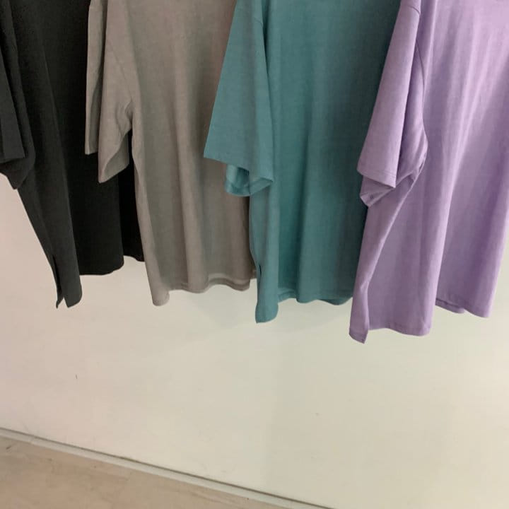 Cover - Korean Women Fashion - #restrostyle - Pig Slit Tee - 3