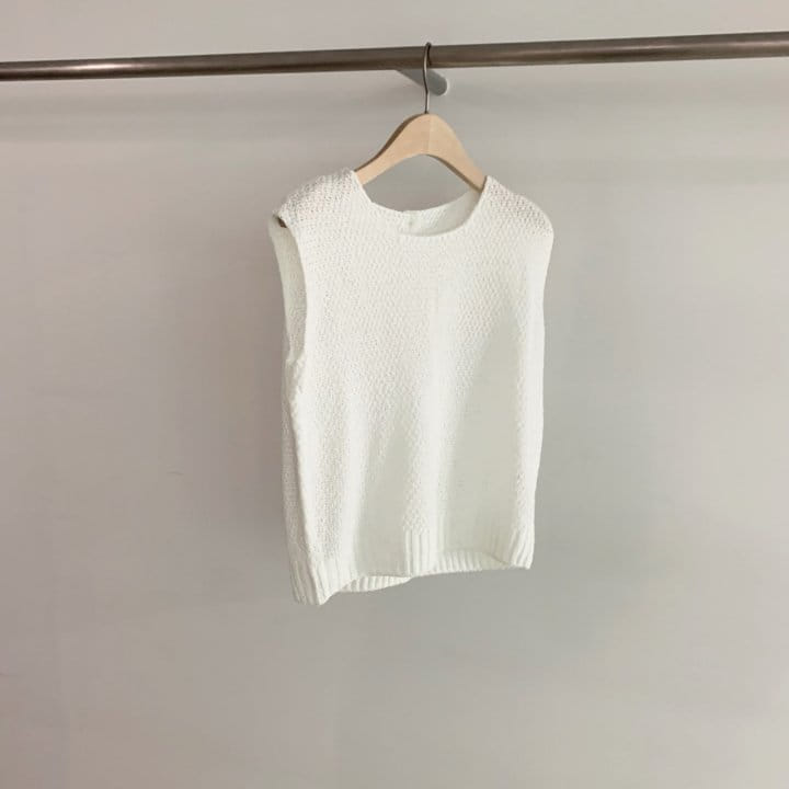 Cover - Korean Women Fashion - #romanticstyle - Two Way Sleeveless Knit - 8