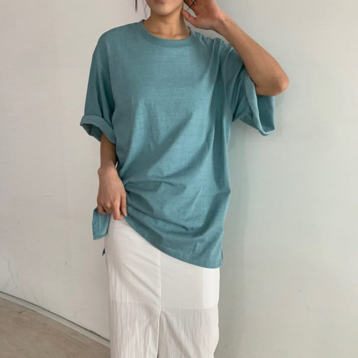 Cover - Korean Women Fashion - #womensfashion - Pig Slit Tee - 9