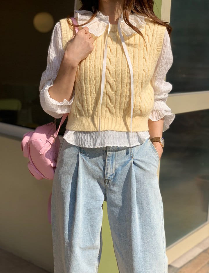 Elmu - Korean Women Fashion - #momslook - Binns Cable Vest - 5