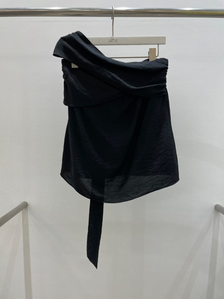 Feffer - Korean Women Fashion - #momslook - Hera Top Blouse - 2