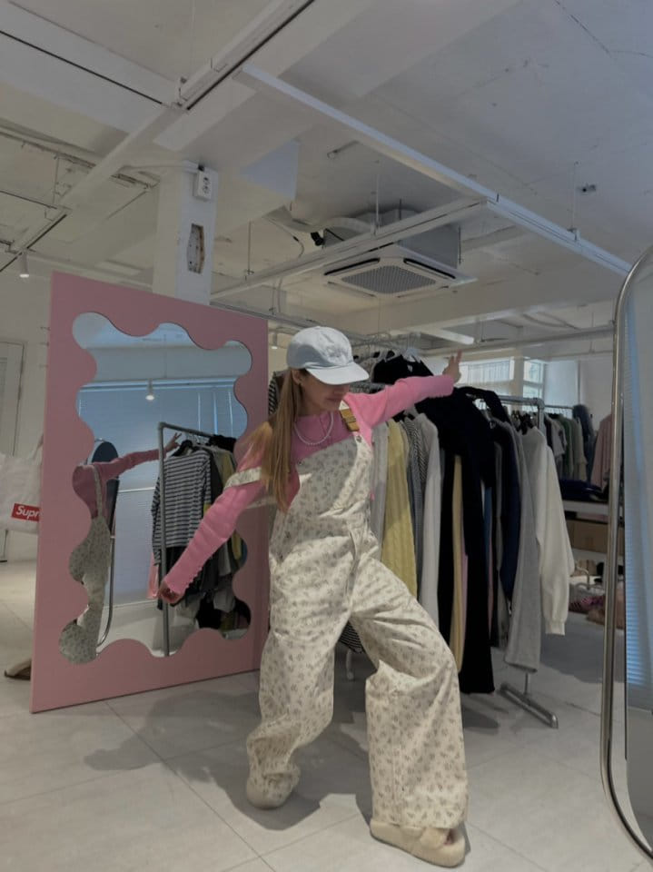Garden - Korean Women Fashion - #romanticstyle - Flower Overalls 
