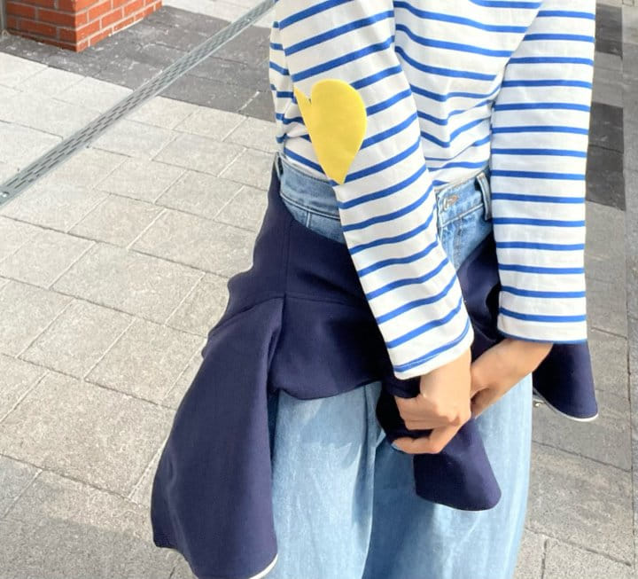 Garden - Korean Women Fashion - #womensfashion - Heart Tee - 3