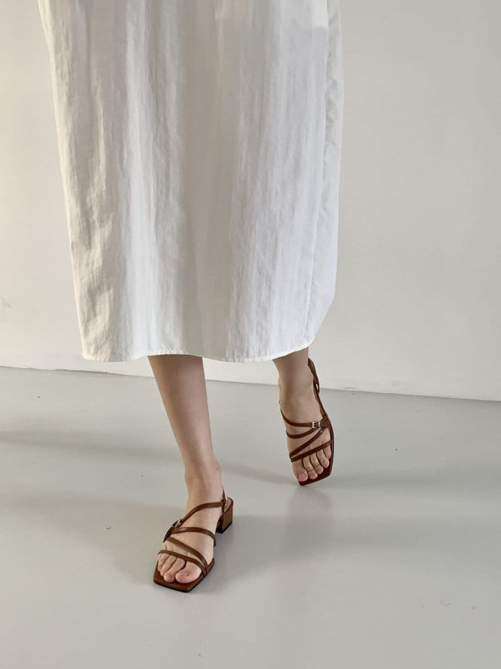 Golden Shoe - Korean Women Fashion - #momslook - 1053 Slipper & Sandals - 11