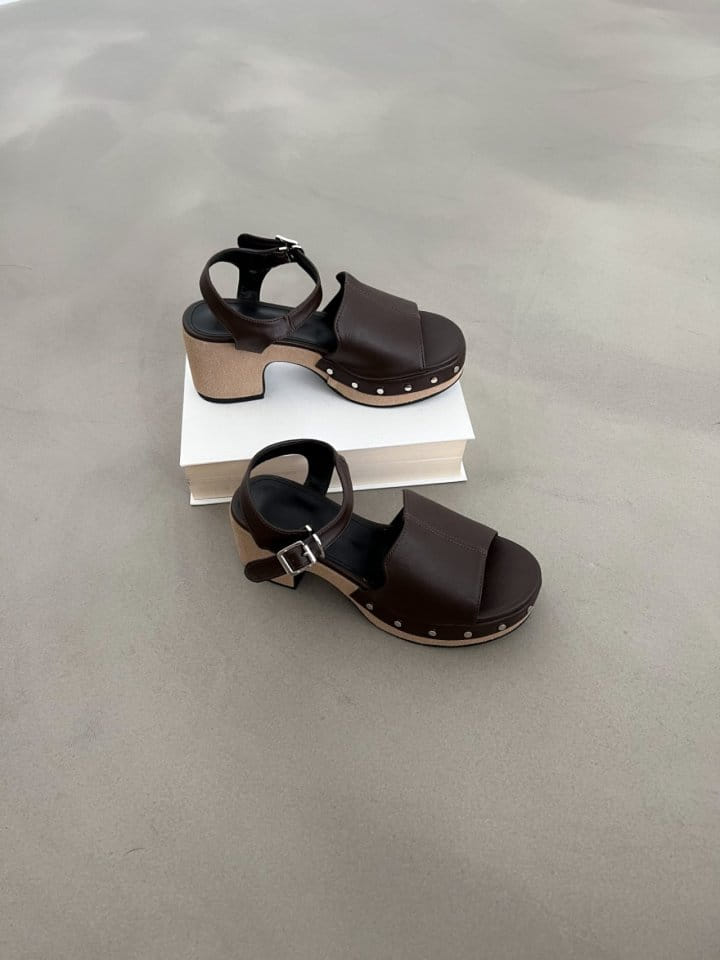 Golden Shoe - Korean Women Fashion - #momslook - 2042 Slipper & Sandals - 3