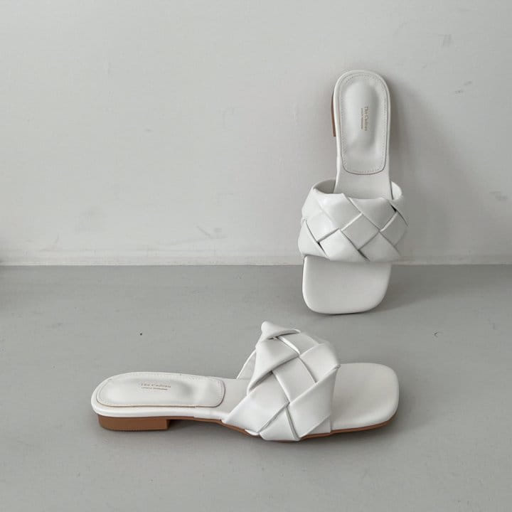 Golden Shoe - Korean Women Fashion - #momslook - 2132 Slipper & Sandals - 2
