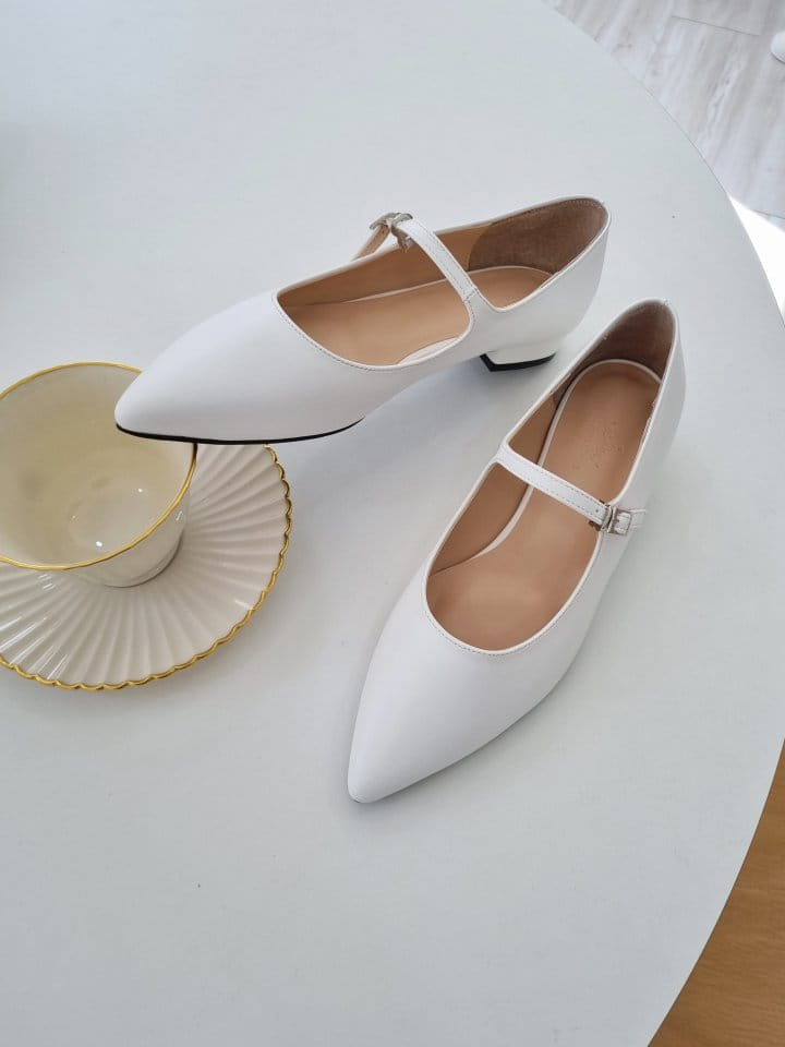 Golden Shoe - Korean Women Fashion - #momslook - 202 Flats & Ballerinas - 3
