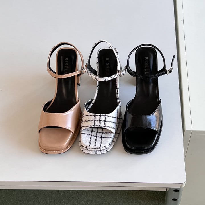 Golden Shoe - Korean Women Fashion - #womensfashion - 1095 Slipper & Sandals - 5