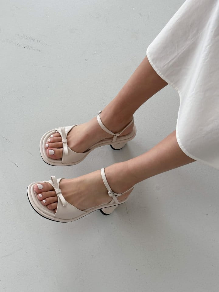 Golden Shoe - Korean Women Fashion - #womensfashion - 1154 Slipper & Sandals - 8