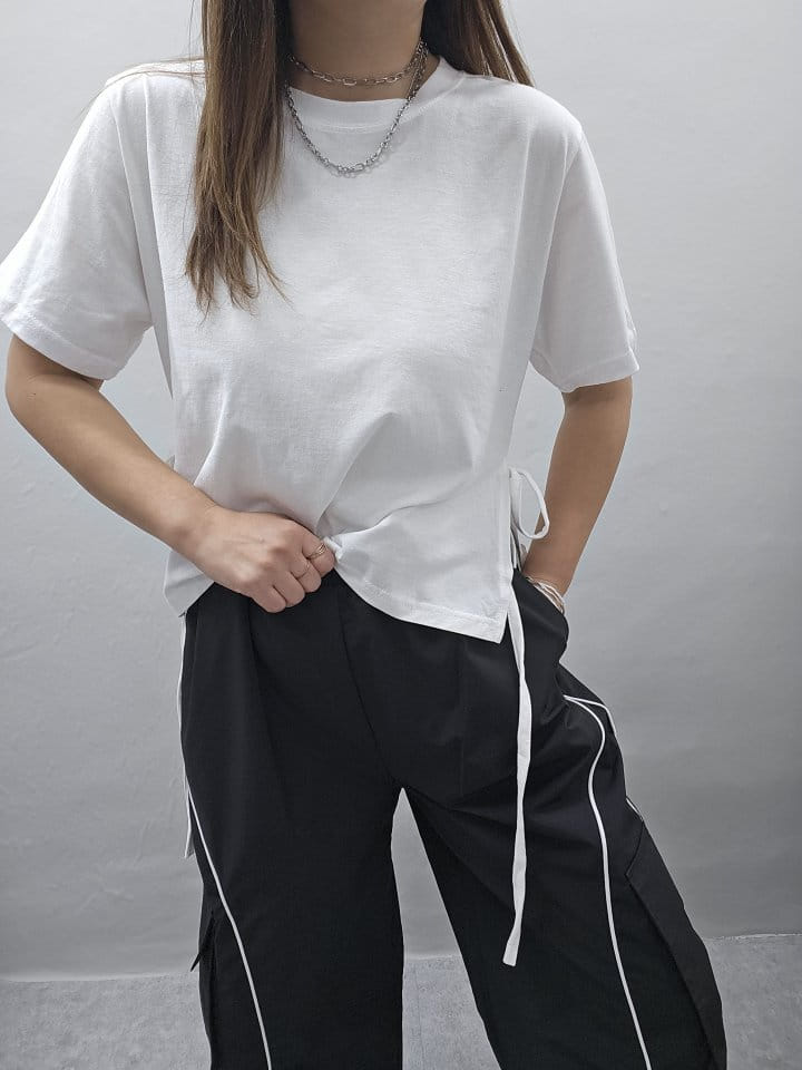 Gram - Korean Women Fashion - #restrostyle - Jacksie Ribbon Tee - 5