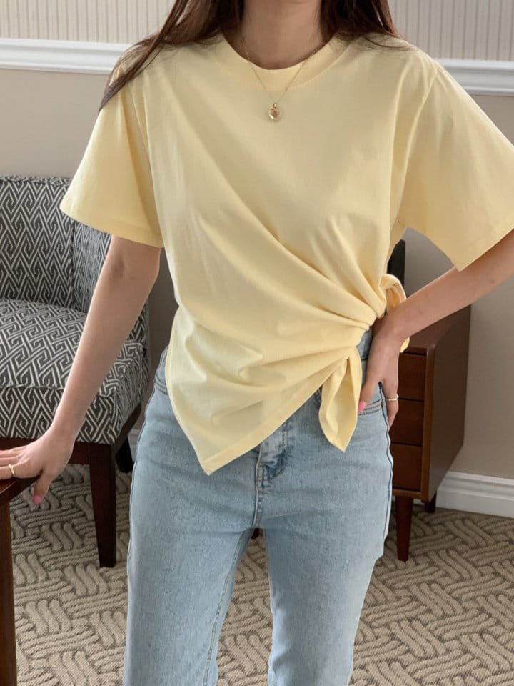 Gram - Korean Women Fashion - #womensfashion - Round Side Tie Tee - 8