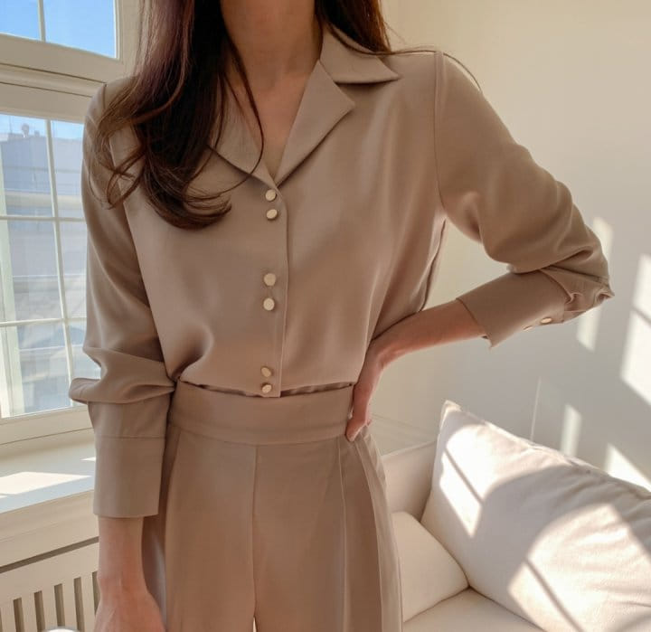 Gratia - Korean Women Fashion - #momslook - Lang V Top Bottom Set - 11