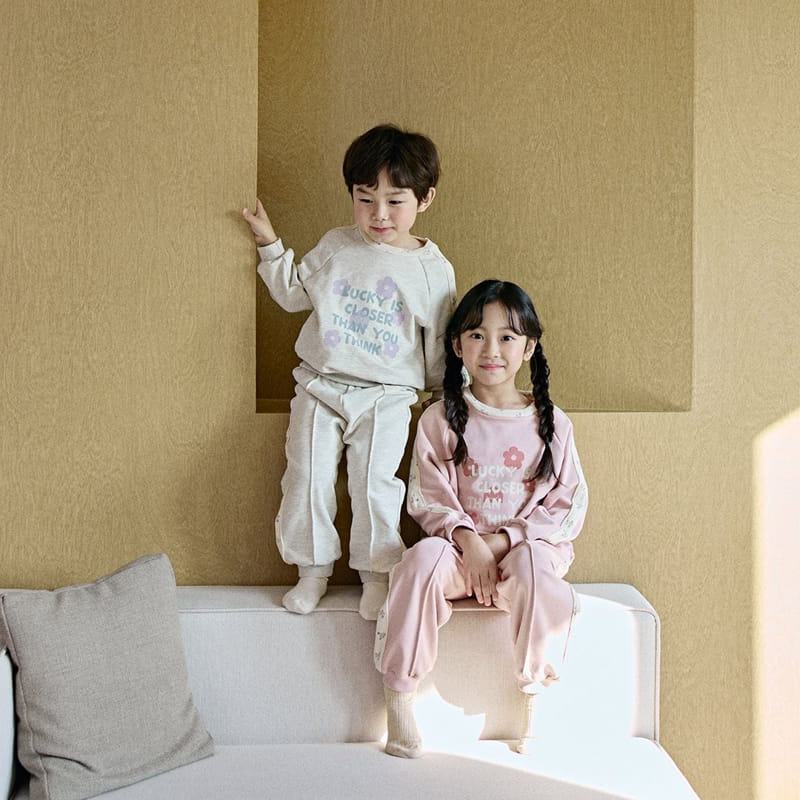Here I Am - Korean Children Fashion - #childrensboutique - Flower Lauder Top Bottom Set - 9