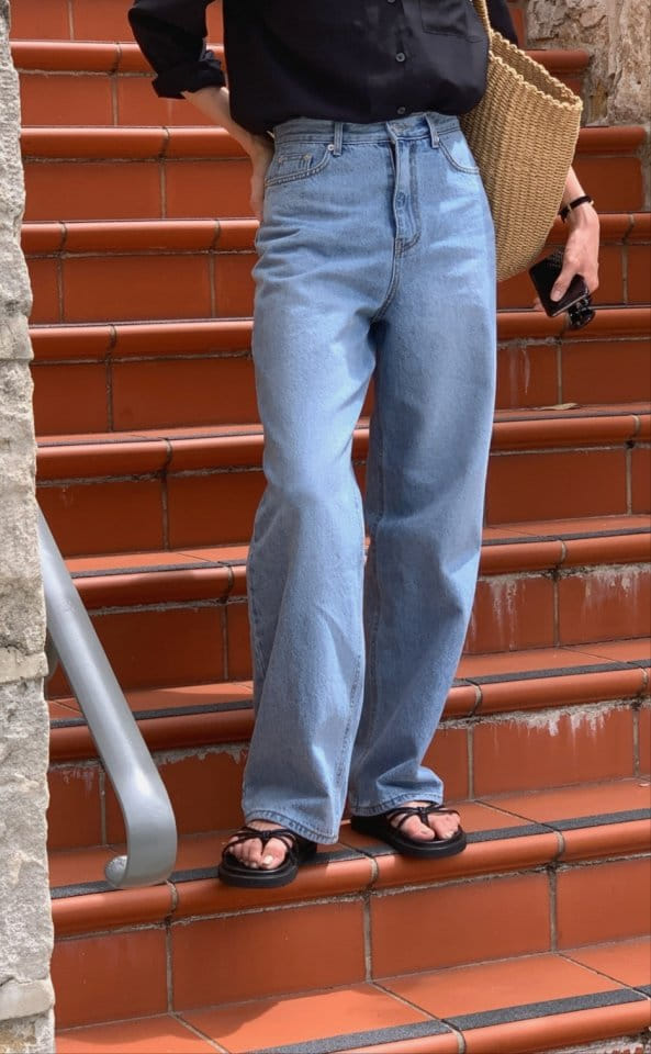I'm here - Korean Women Fashion - #thatsdarling - 829 Unick Light Denim Wide Pants - 2