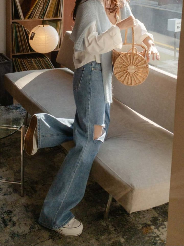 I'm here - Korean Women Fashion - #thelittlethings - 834 Blue Cutting Wide Denim Pants - 2