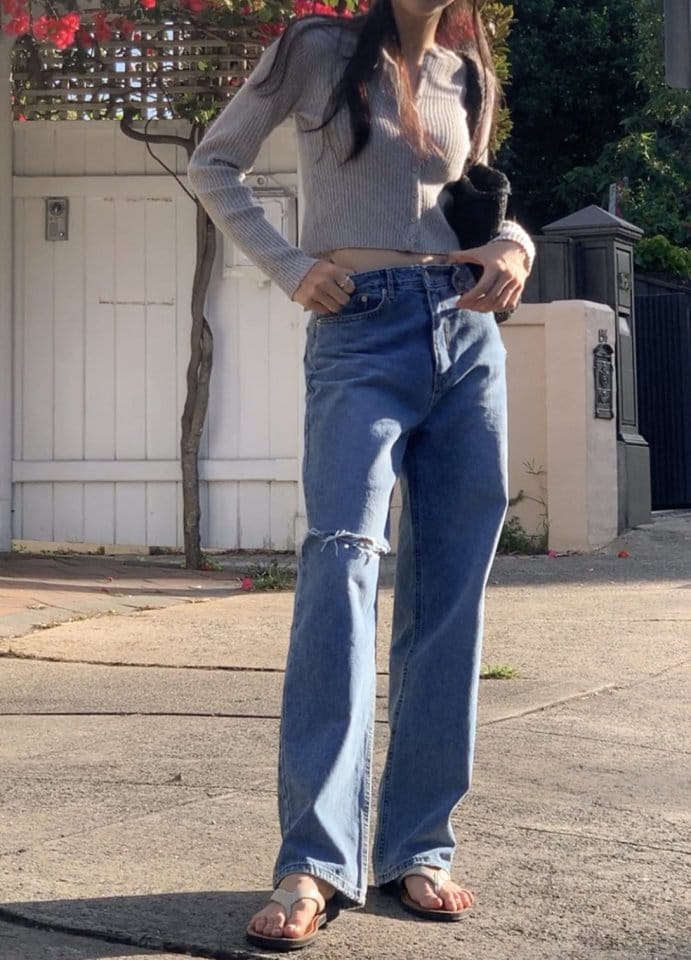 I'm here - Korean Women Fashion - #thelittlethings - 828 Knee Vintage Open Denim Pants