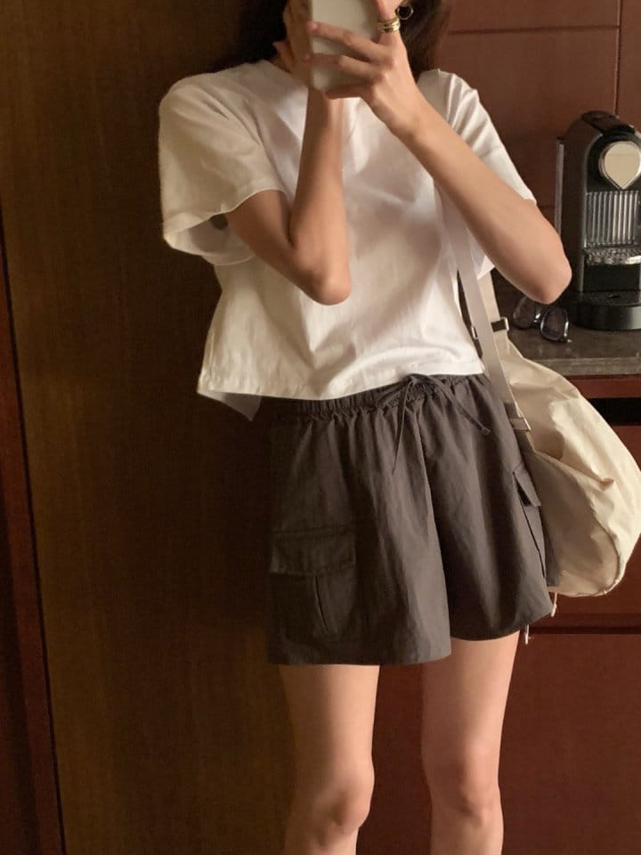 Jeiin - Korean Women Fashion - #vintageinspired - Slit Tee - 11