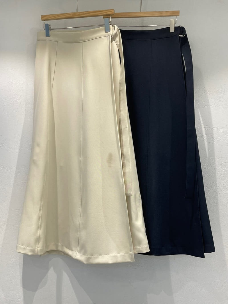 Lowell - Korean Women Fashion - #momslook - Keds D Ring Skirt - 7