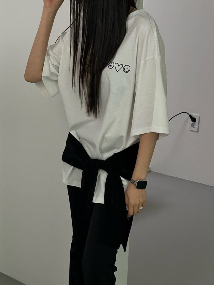 Made - Korean Women Fashion - #womensfashion - Smile Tee - 8