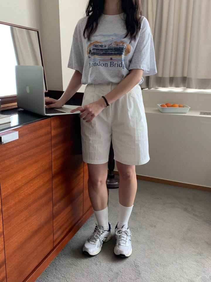 Merry-pn - Korean Women Fashion - #momslook - London Tee - 3
