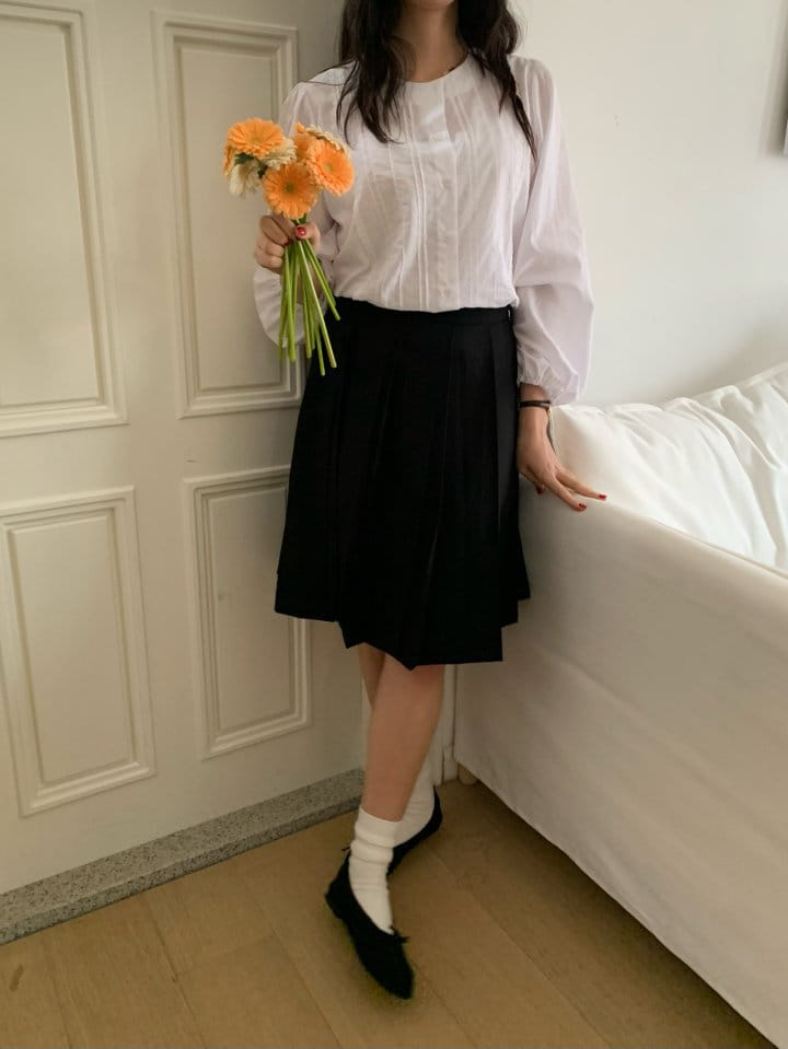 Merry-pn - Korean Women Fashion - #momslook - Royal Blouse - 4