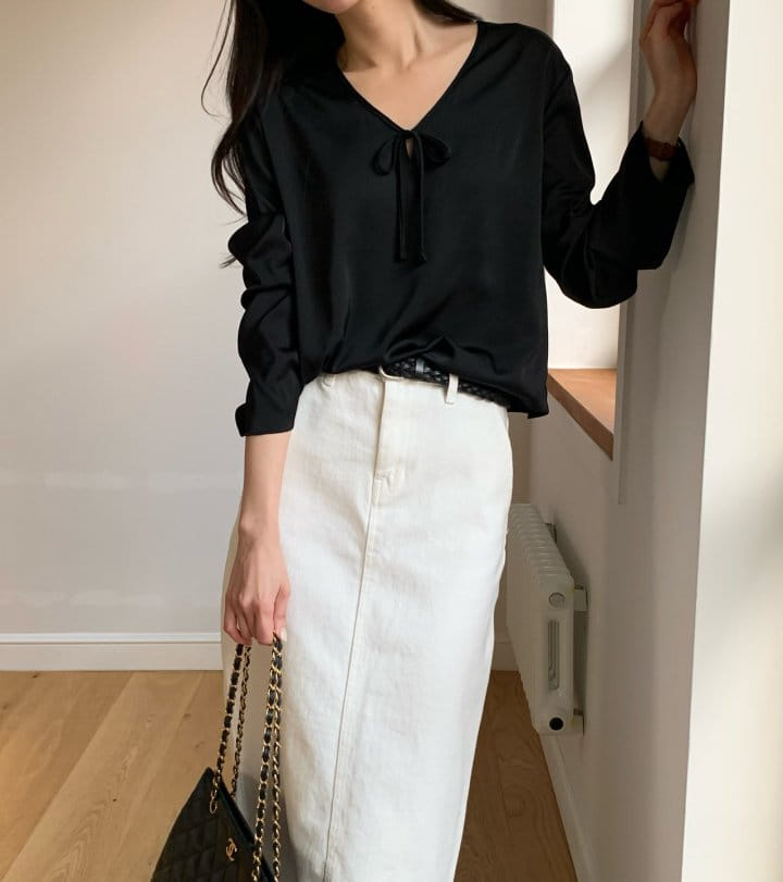 Moani - Korean Women Fashion - #momslook - silky string blouse