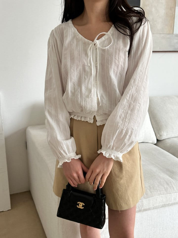Moirai - Korean Women Fashion - #momslook - Very Lace Blouse - 3