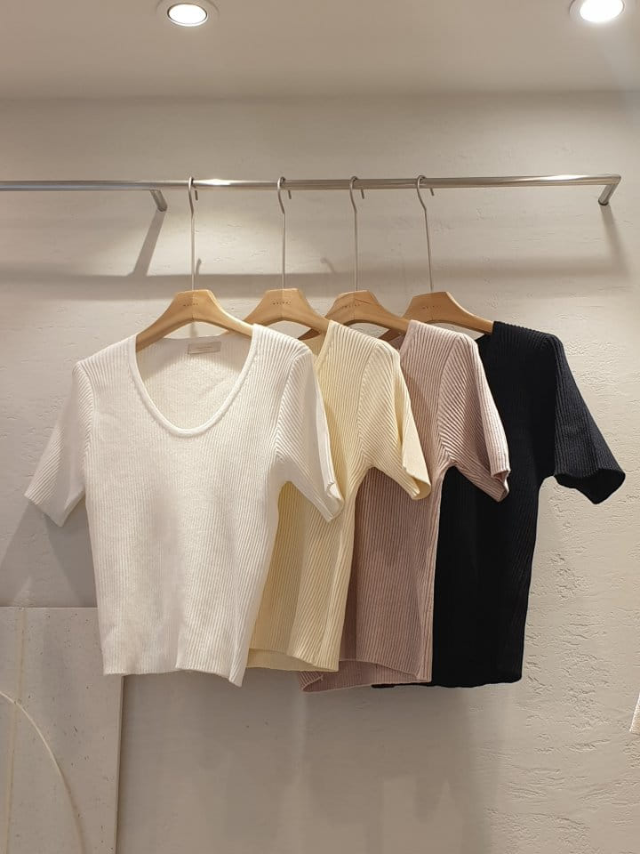 Moirai - Korean Women Fashion - #womensfashion - Round Short Sleeve Rib Tee