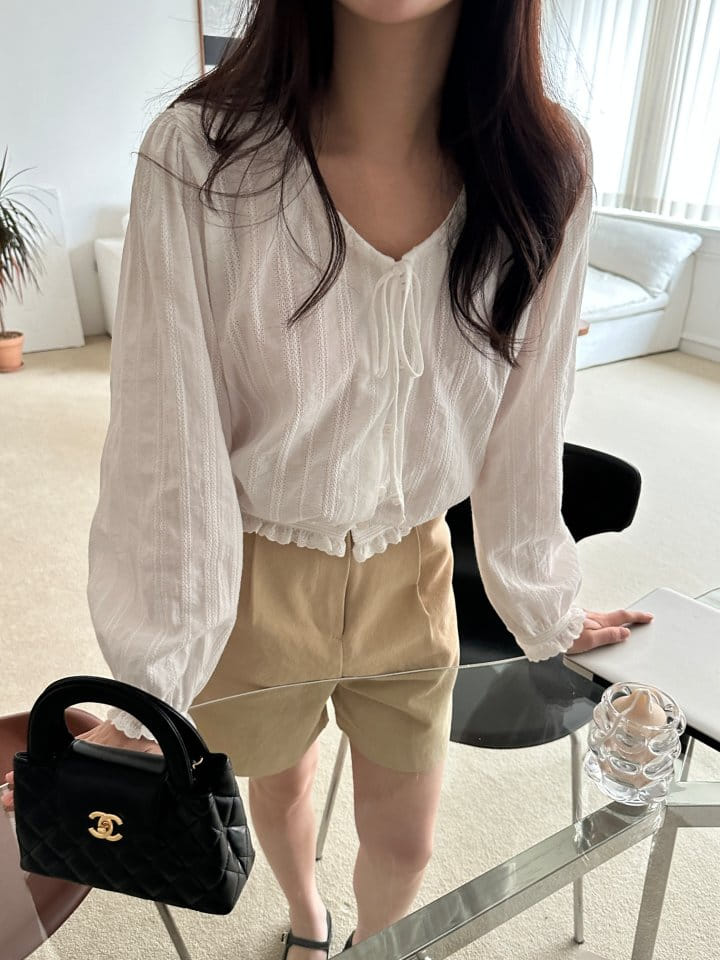Moirai - Korean Women Fashion - #momslook - Very Lace Blouse - 4