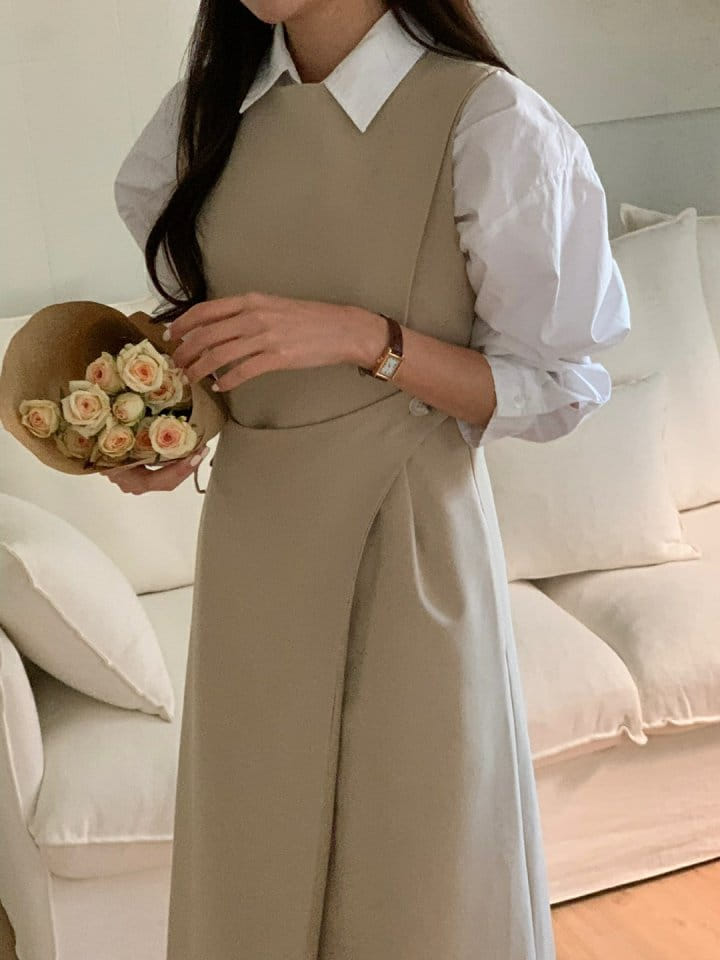 Moirai - Korean Women Fashion - #womensfashion - Sleeveless One-Piece - 2