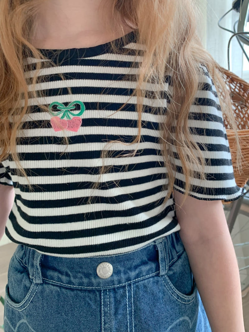 Momo Ann - Korean Children Fashion - #prettylittlegirls - Cherry ST Tee - 9