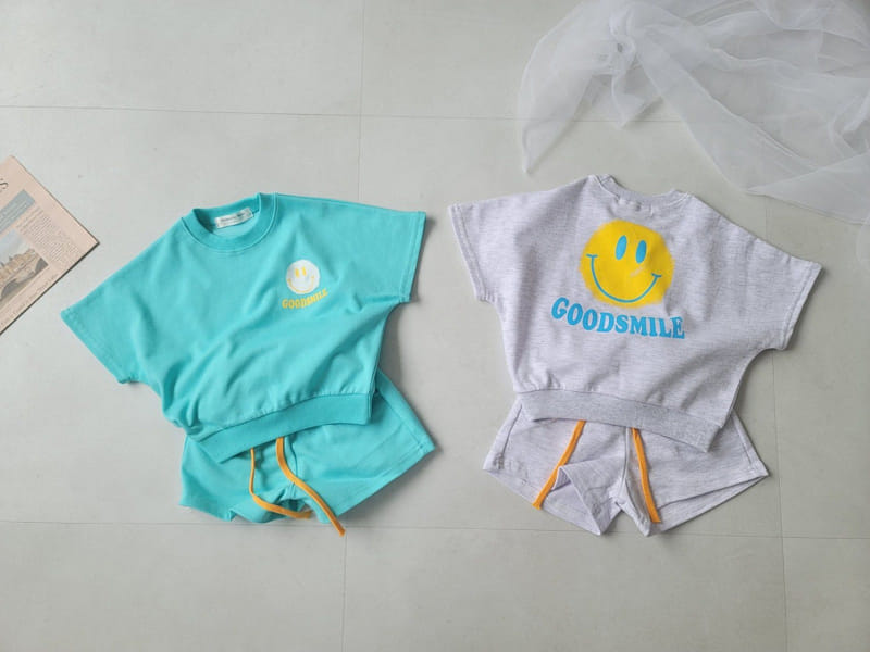 Moran - Korean Children Fashion - #discoveringself - Good Smile Top Bottom Set