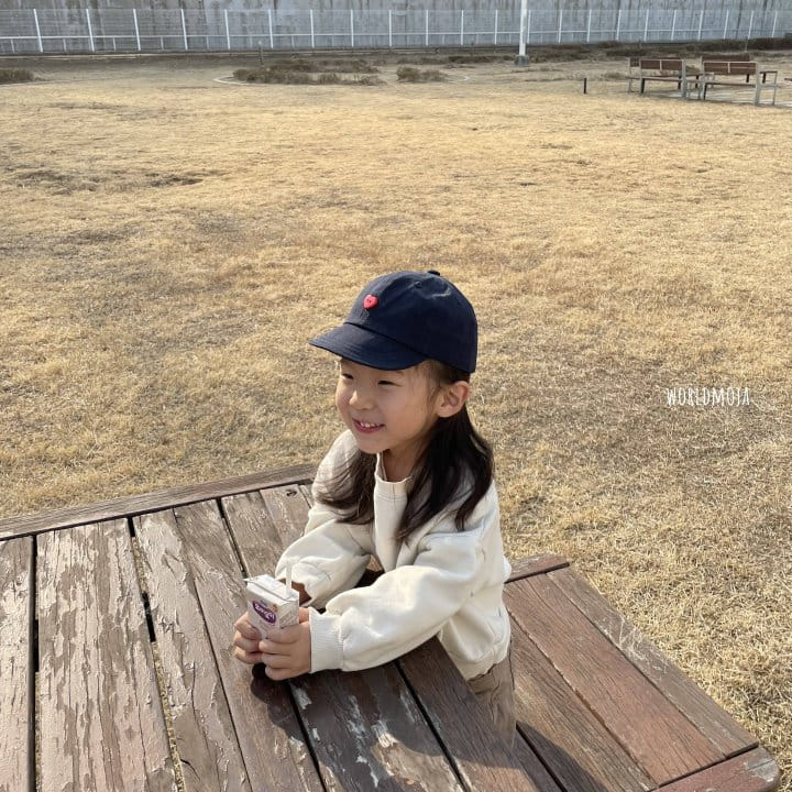New World - Korean Baby Fashion - #babyboutiqueclothing - Heart Button Yamche Hat - 2