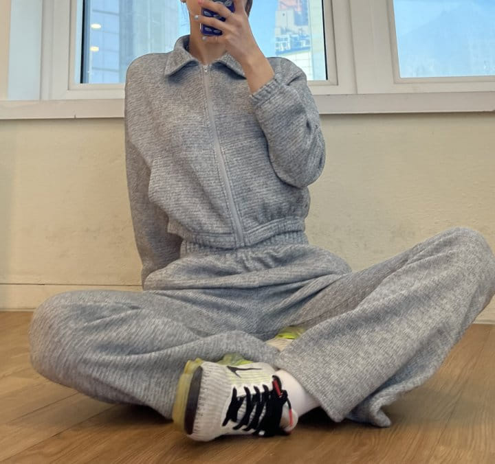 One the woman - Korean Women Fashion - #momslook - Addition Collar Zip Up Top Bottom Set - 9