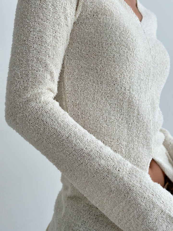 One the woman - Korean Women Fashion - #womensfashion - Cozy Slit Tee - 6