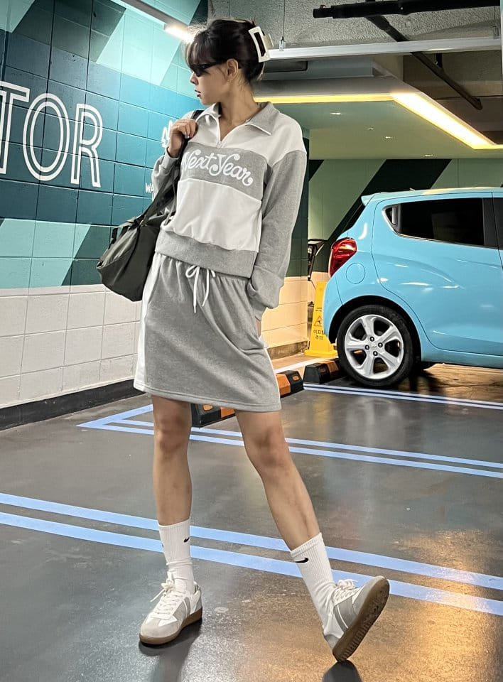 One the woman - Korean Women Fashion - #womensfashion - Rolly Skirt Top Bottom Set - 8