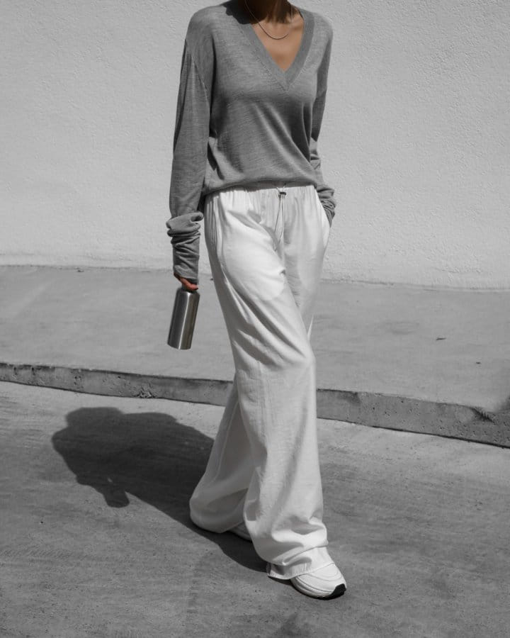 Paper Moon - Korean Women Fashion - #momslook - Wool Silk Deep V Neck Long Sleeved Knit - 6