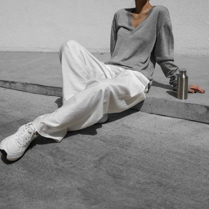 Paper Moon - Korean Women Fashion - #momslook - Wool Silk Deep V Neck Long Sleeved Knit - 8