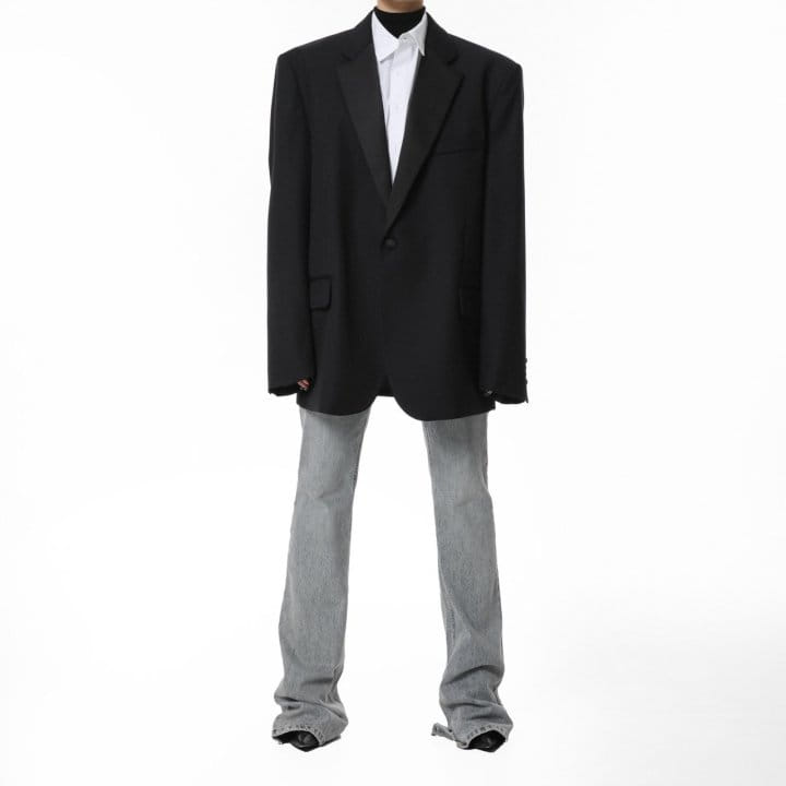 Paper Moon - Korean Women Fashion - #momslook - Oversized Silky Lapel Single Tuxedo Blazer - 3