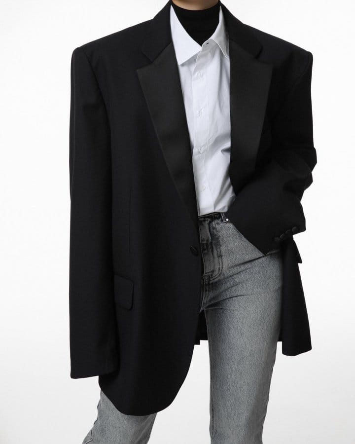 Paper Moon - Korean Women Fashion - #momslook - Oversized Silky Lapel Single Tuxedo Blazer - 5