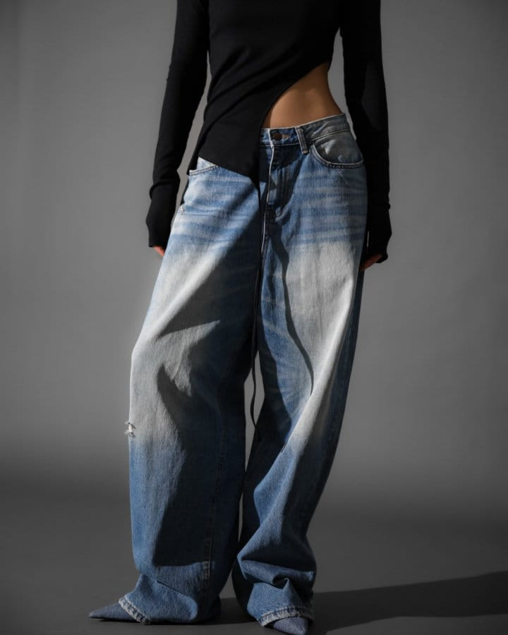 Paper Moon - Korean Women Fashion - #womensfashion - Vintage Blue Distressed Damage Wash Wide Leg Jeans - 4