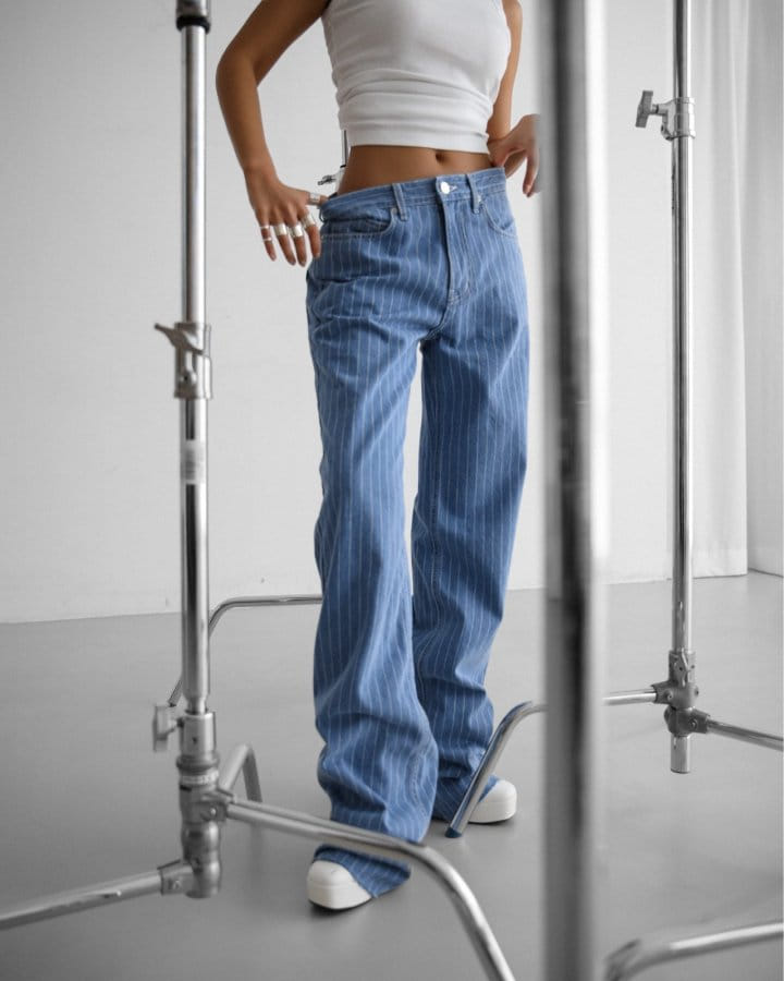 Paper Moon - Korean Women Fashion - #momslook - Low Rise Striped Pattern Loose Fit Blue Denim Pants - 5